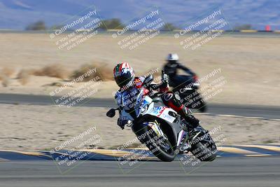 media/Jan-08-2022-SoCal Trackdays (Sat) [[1ec2777125]]/Turn 4 (1145am)/